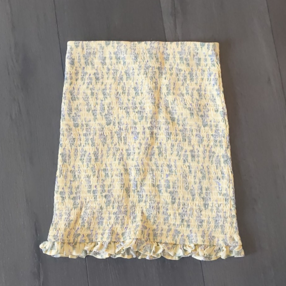 Floral mini skirt